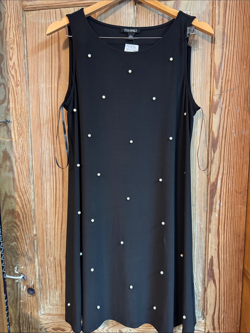Fox & Ali large Black Sleeveless Pearl-Accent Shift Dress NWT